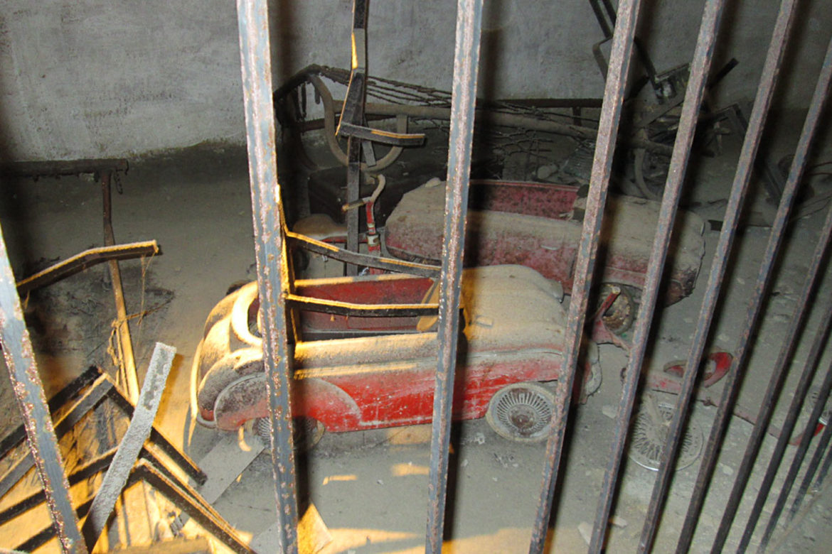 Napoli-sotterranea-resti-Seconda-Guerra-Mondiale-Campania-Italia-Naples-Italy