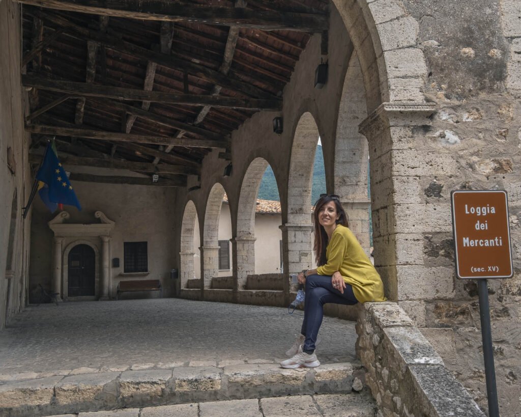 loggia dei mercanti-sermoneta