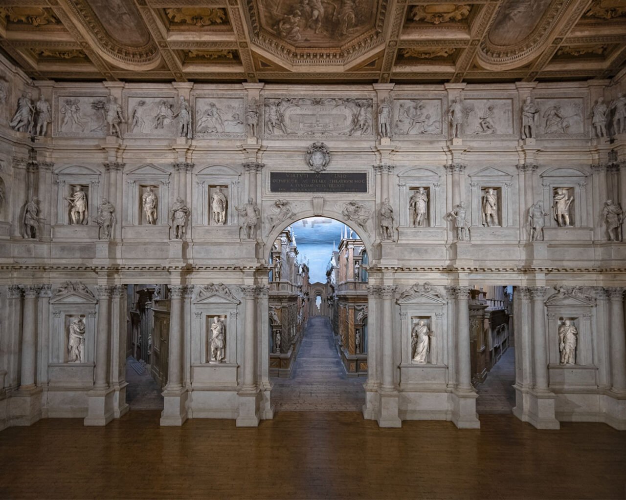 teatro olimpico-teatro palladio-teatro vicenza-vicenza