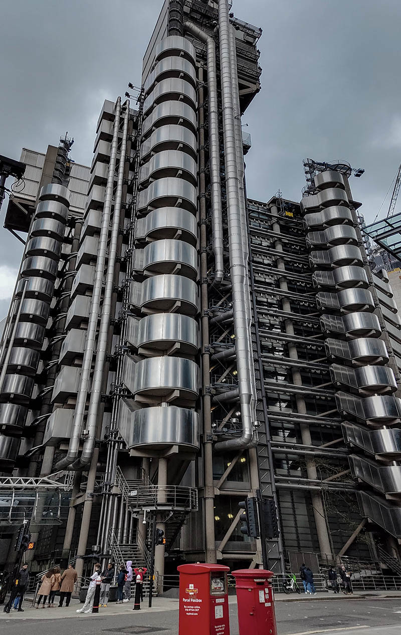 Inside out Building-east London-londra-UK